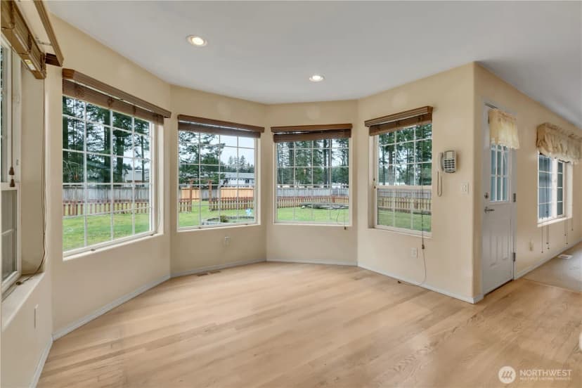 Property photo for 15416 33rd Avenue E, Tacoma photo 13