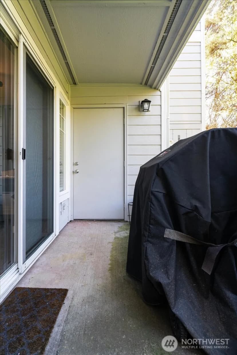 Property photo for 15150 140th Way Se #t104, Renton photo 32