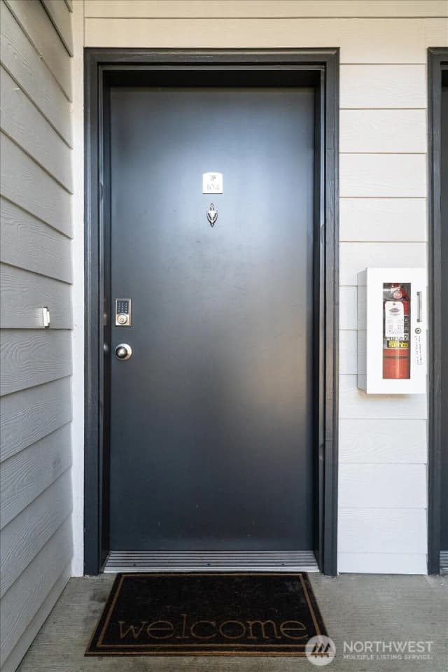 Property photo for 15150 140th Way Se #t104, Renton photo 3