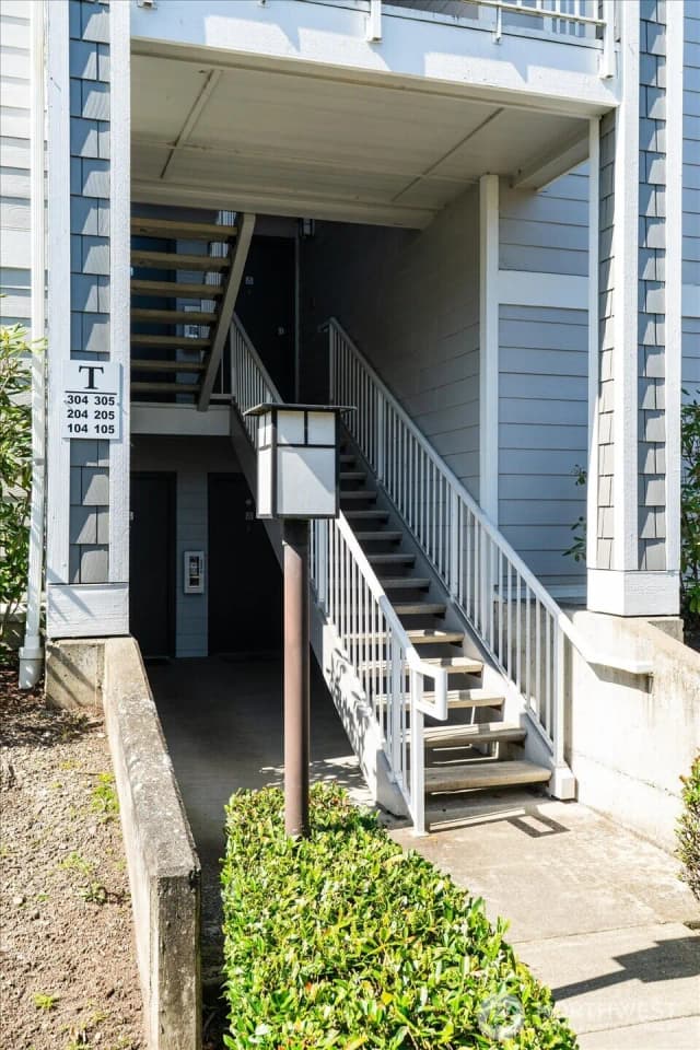 Property photo for 15150 140th Way Se #t104, Renton photo 2
