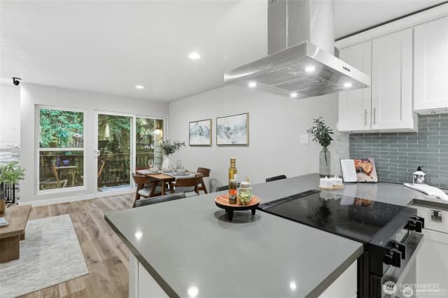 Property photo for 1940 N Northgate Way, Seattle