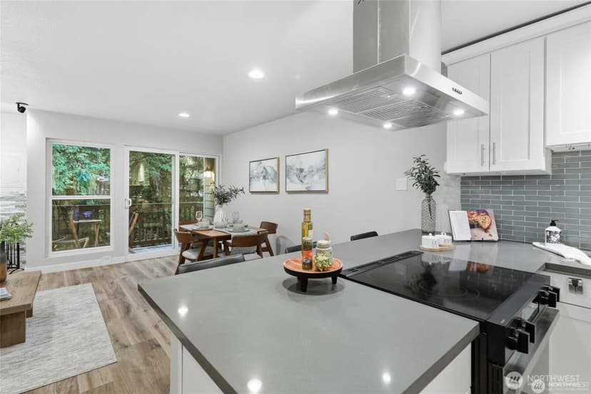 Property photo for 1940 N Northgate Way, Seattle