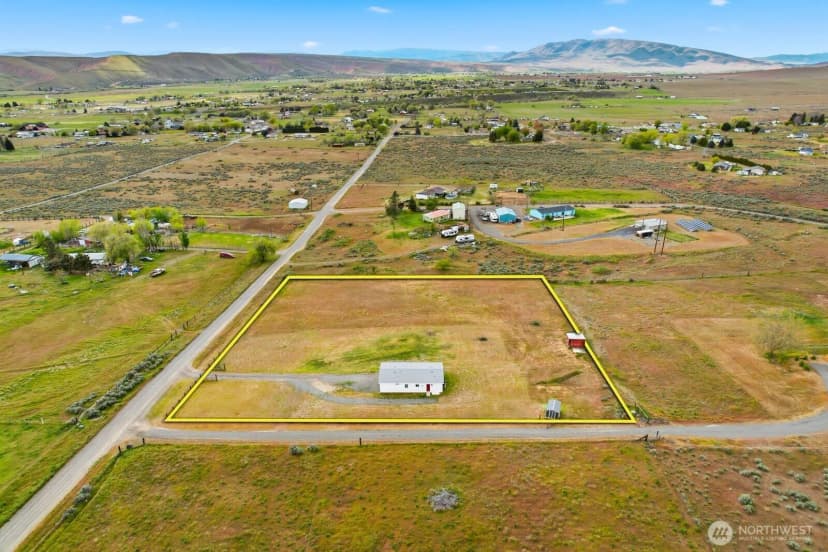 Property photo for 671 Hull Road, Selah photo 30