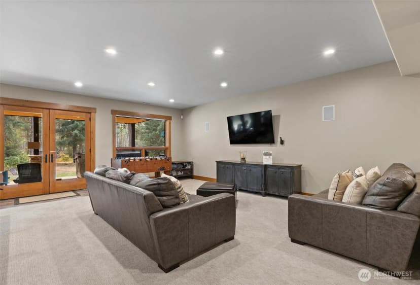 Property photo for 251 Evergreen Valley Loop Road, Ronald photo 30