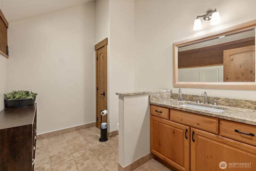Property photo for 251 Evergreen Valley Loop Road, Ronald photo 28