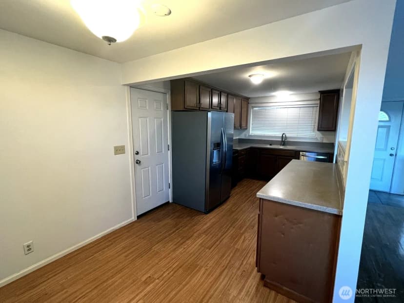 Property photo for 17930 Military Road S, Sea Tac photo 10