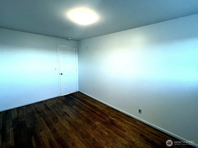 Property photo for 17930 Military Road S, Sea Tac photo 14