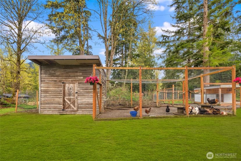 Property photo for 18302 437th Drive Ne, Gold Bar photo 36
