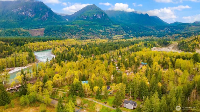 Property photo for 18302 437th Drive Ne, Gold Bar photo 38
