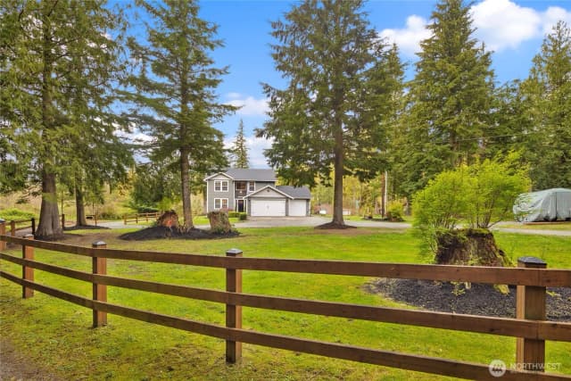 Property photo for 18302 437th Drive Ne, Gold Bar photo 2