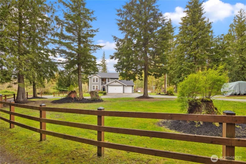 Property photo for 18302 437th Drive Ne, Gold Bar photo 2