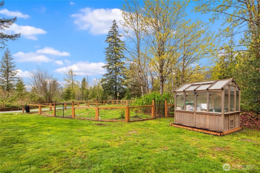 Property photo for 18302 437th Drive Ne, Gold Bar photo 35