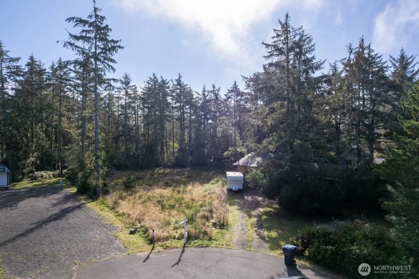 Property photo for 958 Gemini Court Se, Ocean Shores photo 2