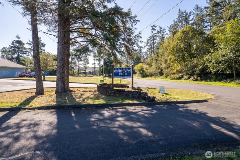 Property photo for 958 Gemini Court Se, Ocean Shores photo 4