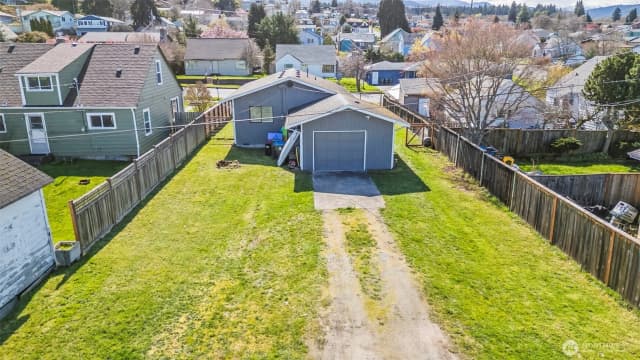 Property photo for 1111 E 5th, Port Angeles photo 4