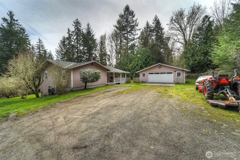 Property photo for 31481 Night Owl Avenue Ne, Kingston