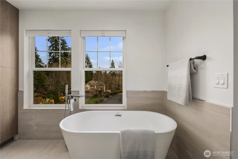 Property photo for 11127 Ne 162nd Street, Bothell photo 25
