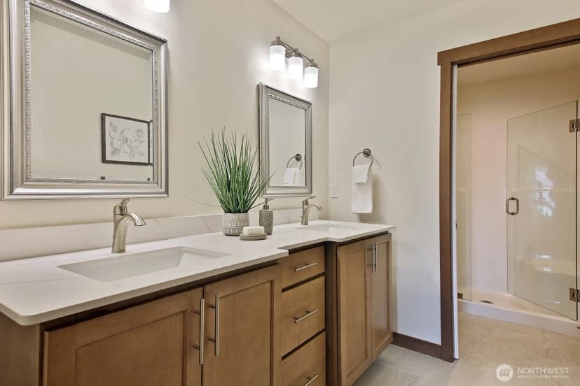 Property photo for 695 3rd Street #a, Langley photo 18