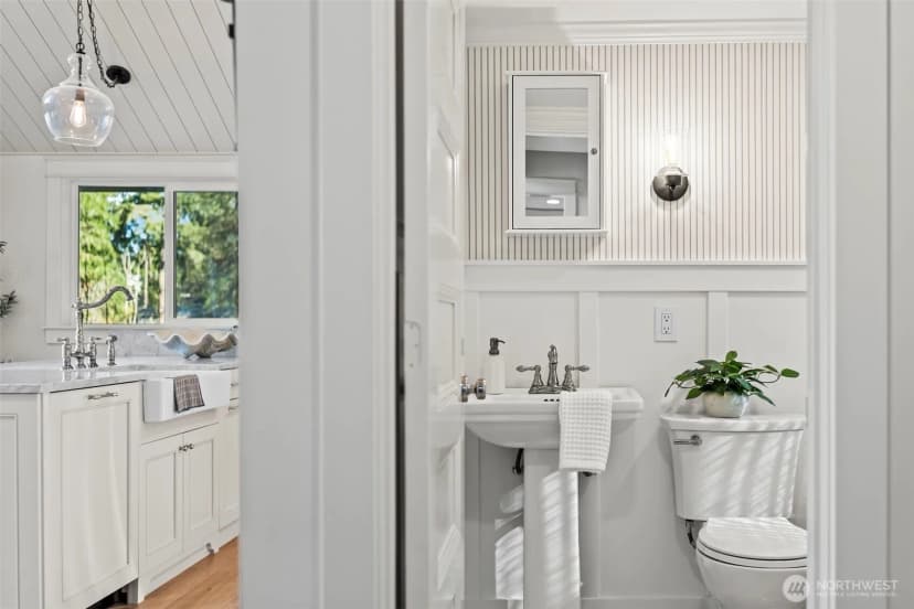 Property photo for 5915 Lagoon Lane Nw, Gig Harbor photo 29