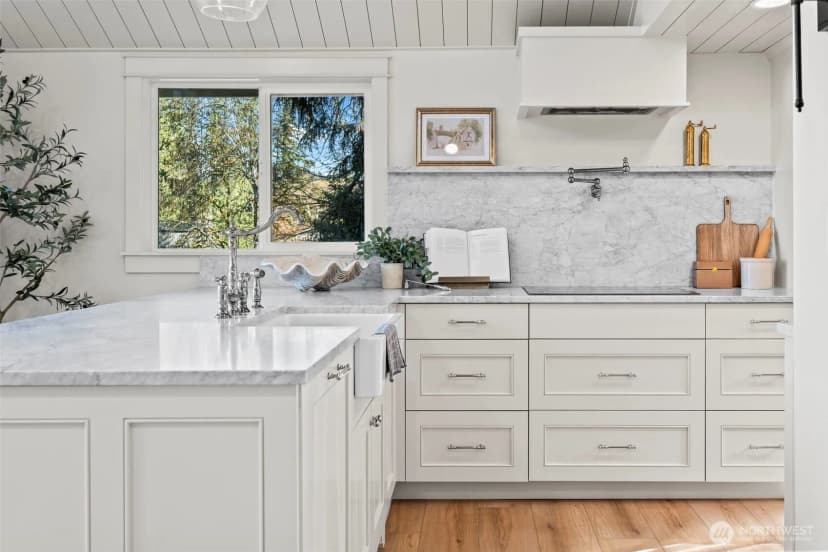 Property photo for 5915 Lagoon Lane Nw, Gig Harbor photo 11