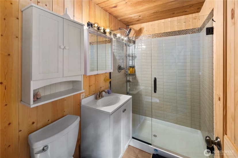 Property photo for 61 Hideaway Drive, Ronald photo 16