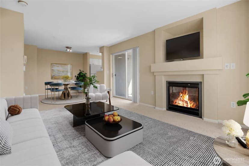 Property photo for 4343 Roosevelt Way Ne #401, Seattle photo 7