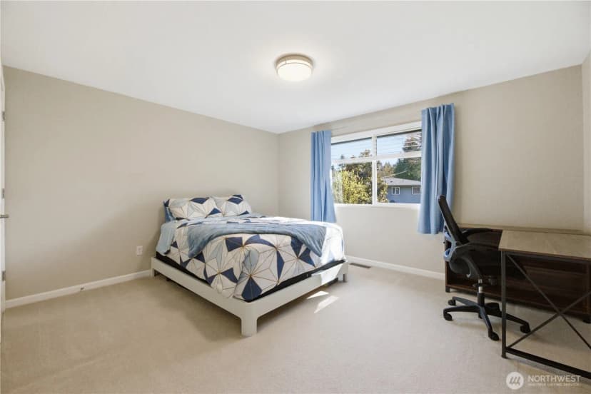 Property photo for 29819 5th Avenue Sw, Federal Way photo 14