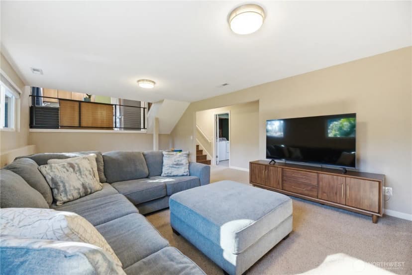 Property photo for 29819 5th Avenue Sw, Federal Way photo 19