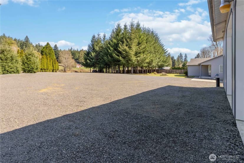 Property photo for 2035 Coal Creek Road, Longview photo 11