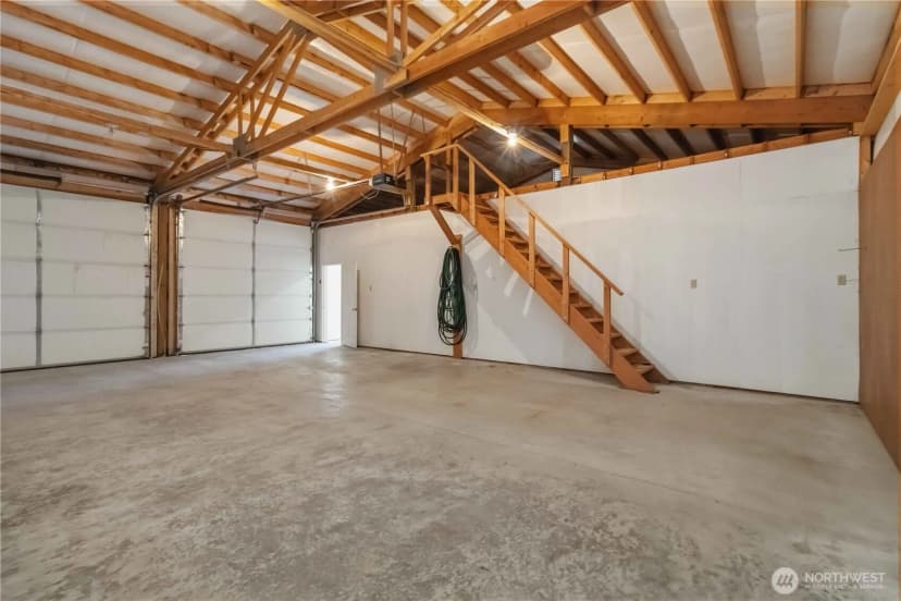 Property photo for 2035 Coal Creek Road, Longview photo 25