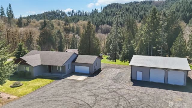 Property photo for 2035 Coal Creek Road, Longview