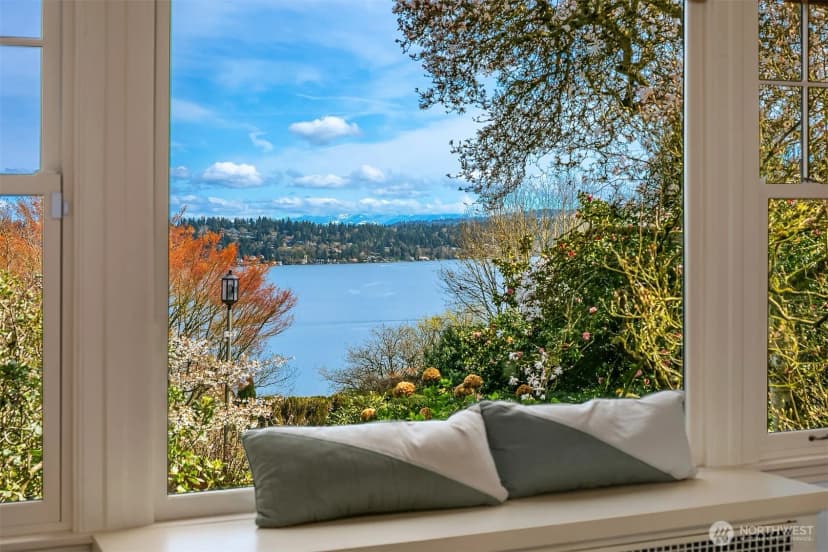 Property photo for 2647 Cascadia Avenue S, Seattle photo 8
