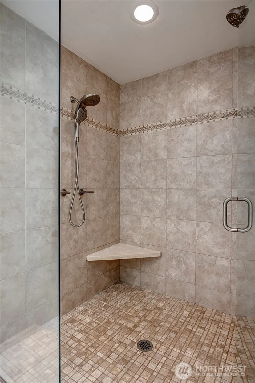 Property photo for 16 Meadow Lane, Mercer Island photo 22