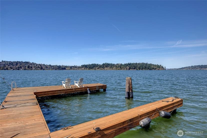 Property photo for 16 Meadow Lane, Mercer Island photo 38
