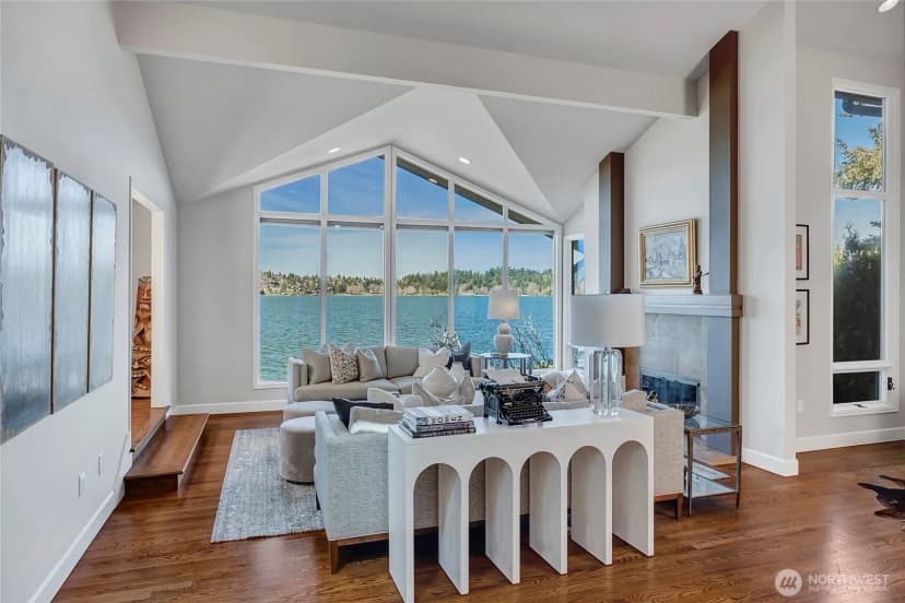 Property photo for 16 Meadow Lane, Mercer Island photo 11