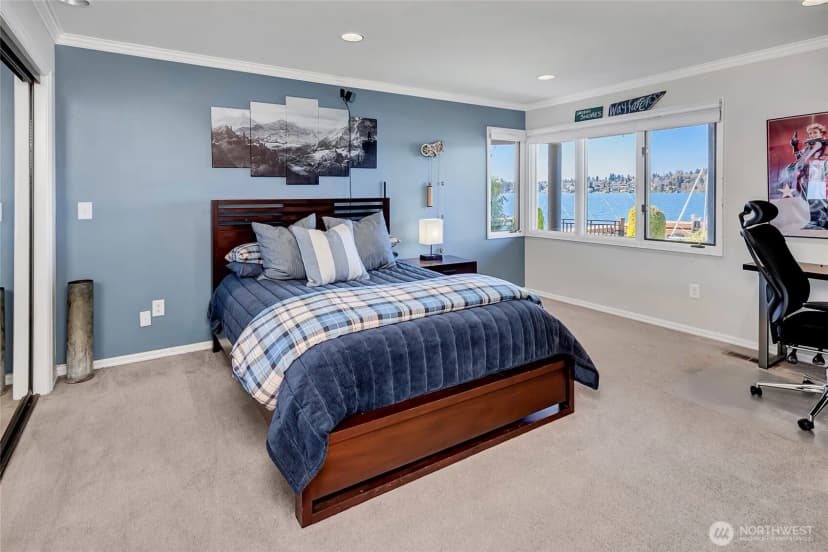 Property photo for 16 Meadow Lane, Mercer Island photo 31