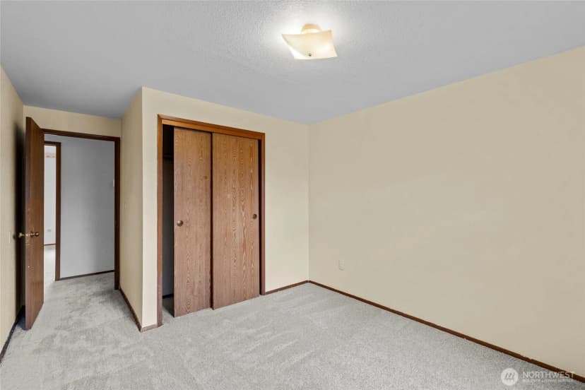 Property photo for 2315 Boulevard Court Se, Olympia photo 17