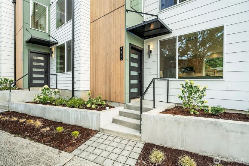 Property photo for 6408 Fauntleroy Way Sw, Seattle
