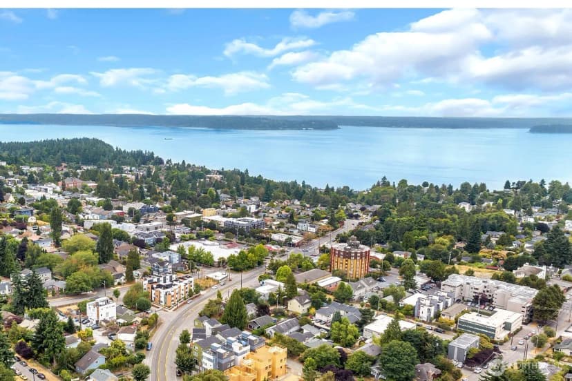 Property photo for 6408 Fauntleroy Way Sw, Seattle photo 25