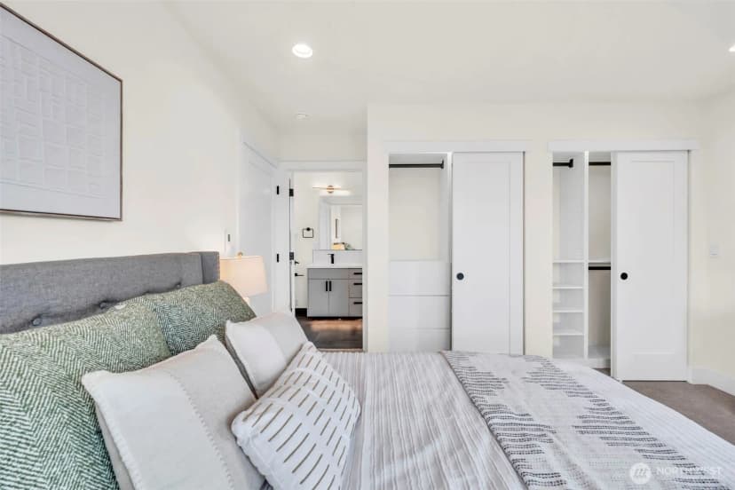 Property photo for 6408 Fauntleroy Way Sw, Seattle photo 18