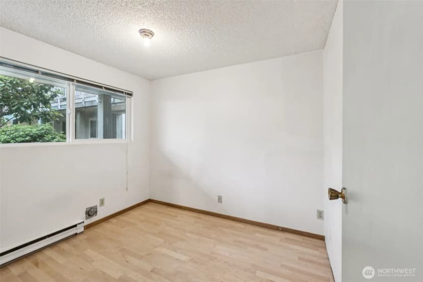 Property photo for 5806 200th Street Sw #f, Lynnwood photo 14