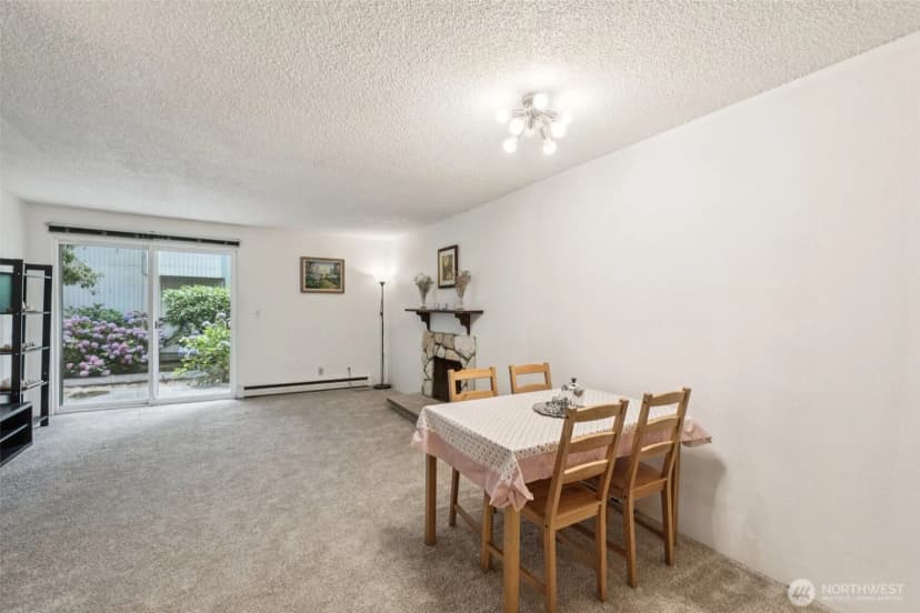 Property photo for 5806 200th Street Sw #f, Lynnwood photo 6