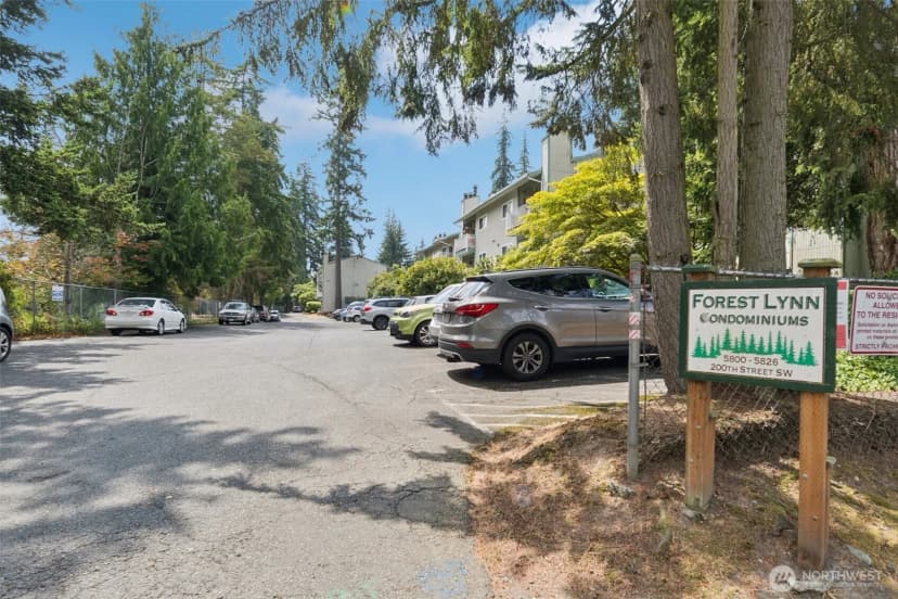 Property photo for 5806 200th Street Sw #f, Lynnwood photo 25