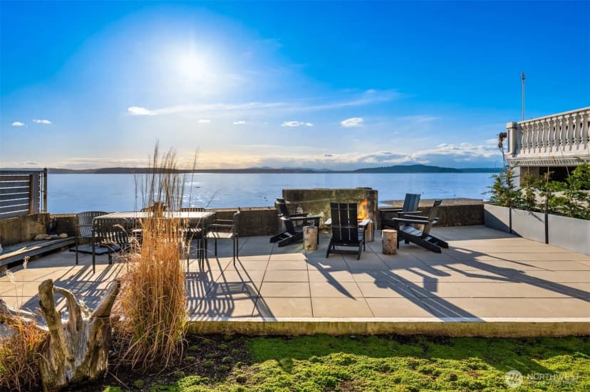 Property photo for 4717 Beach Drive Sw, Seattle photo 8