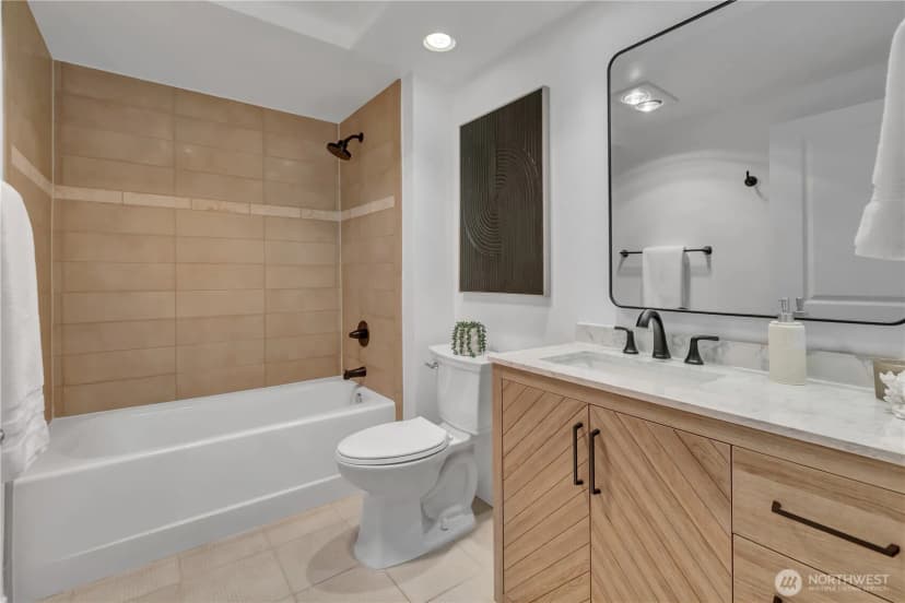 Property photo for 5450 Leary Avenue Nw #242, Seattle photo 17