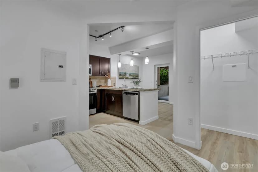 Property photo for 5450 Leary Avenue Nw #242, Seattle photo 16