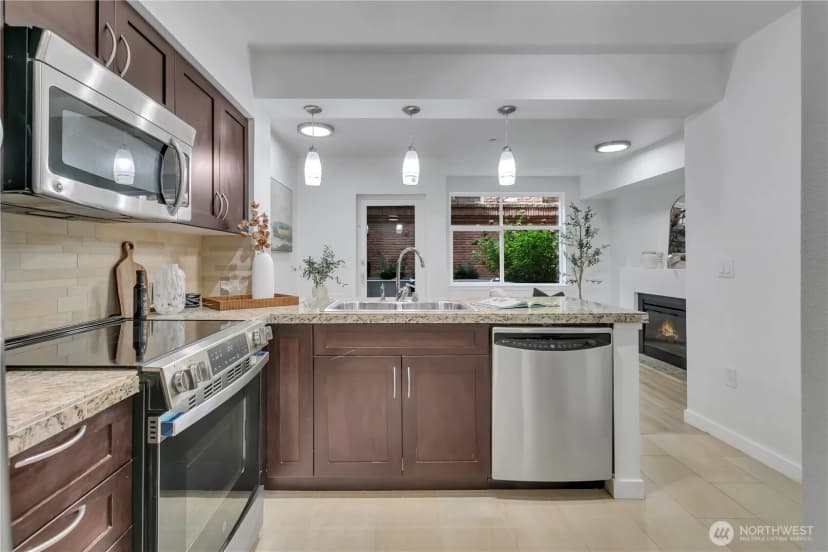 Property photo for 5450 Leary Avenue Nw #242, Seattle photo 4