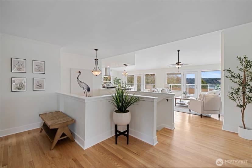 Property photo for 12421 6th Avenue Nw, Gig Harbor photo 4