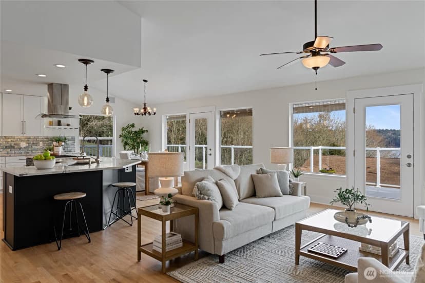 Property photo for 12421 6th Avenue Nw, Gig Harbor photo 5