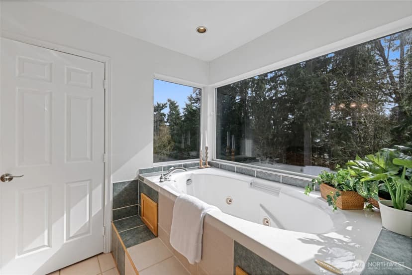 Property photo for 12421 6th Avenue Nw, Gig Harbor photo 18